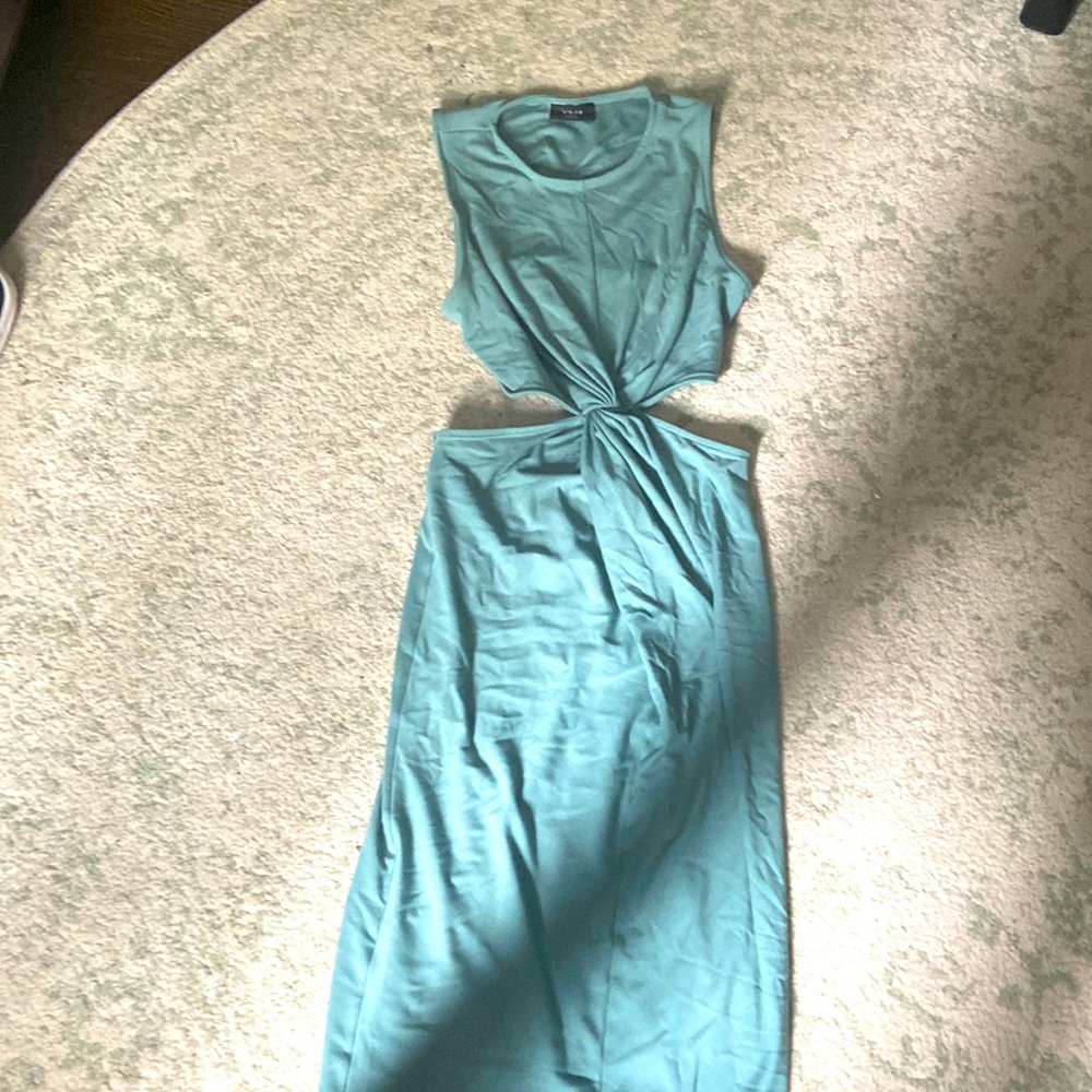 VICI CUT OUT DRESS